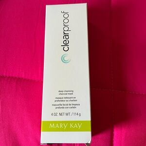 Mary Kay Clearproof Charcoal Mask - White and Green
